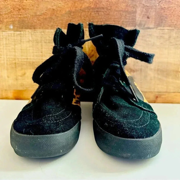 Vans Sk8 Cheetah/Leopard Hidden Wedge Hightop Sneakers from Urban Outfitters - Picture 4 of 9